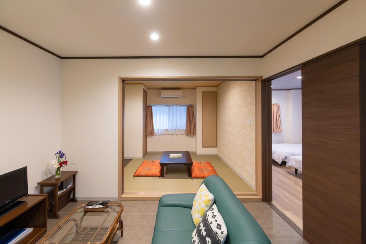 マンションかわた Lägenhet Osaka Exteriör bild